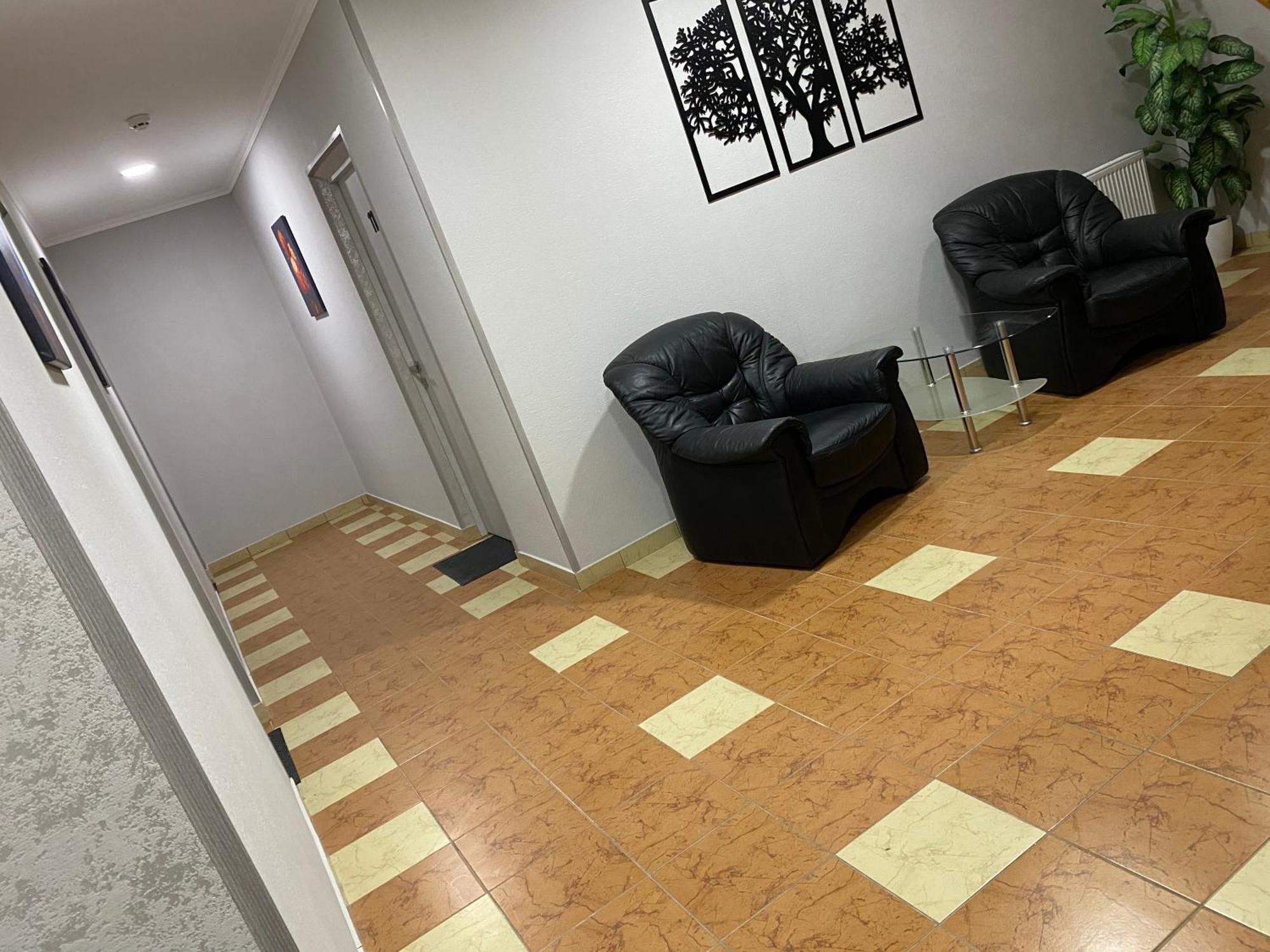 Готель «У Батька» 特鲁斯卡韦茨 外观 照片